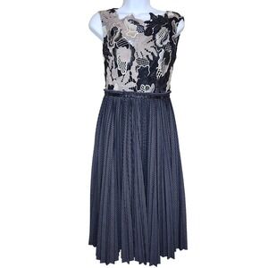 Tracy Reese Guipure Lace Gingham Pleated Dress Sz 2 Black Beige Mixed FLAW READ